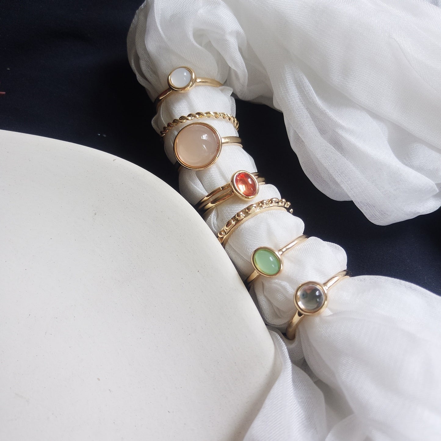 Electroplating Fashion Vintage Round Gemstone Crysta Ring